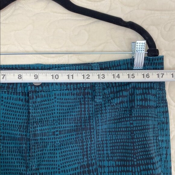 Calvin Klein Jeans Teal and Black Sz 16 Slightly Tapered Leg - Picture 7 of 10